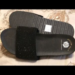 Yellow Box Black Slides